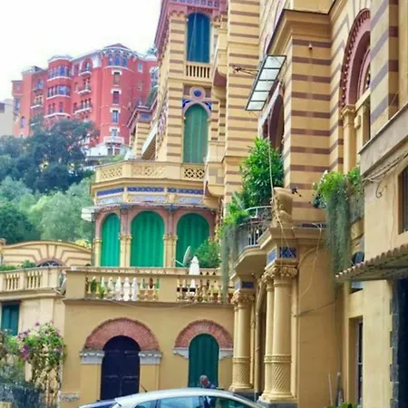 Da Polly A Piazza Amedeo Bed & Breakfast Neapel