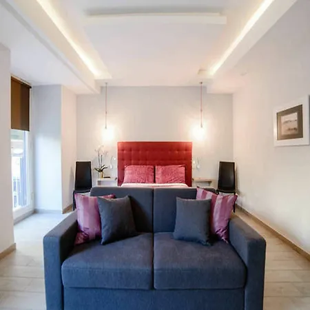 Riviera Luxury