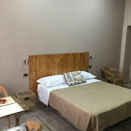 Bed & Breakfast To Live 2*
