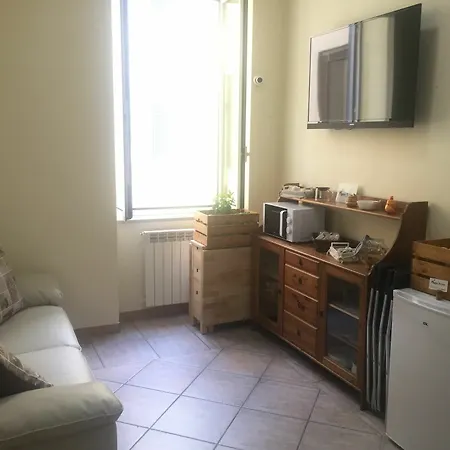 To Live Bed & Breakfast Napoli