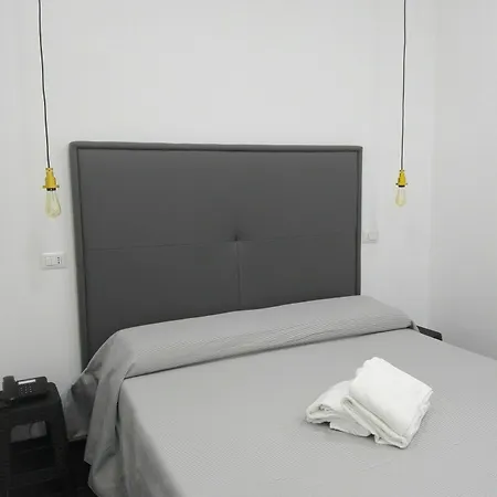 Garibaldi Luxury Hotel Naples
