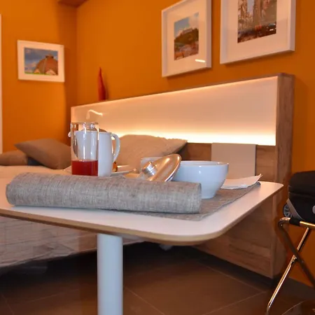 Bed In Centro 3* Naples