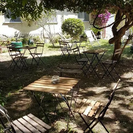 Bed & Breakfast Il Giardino Di Vico Neve 3*