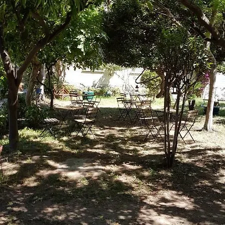 Il Giardino Di Vico Neve 3* Napels