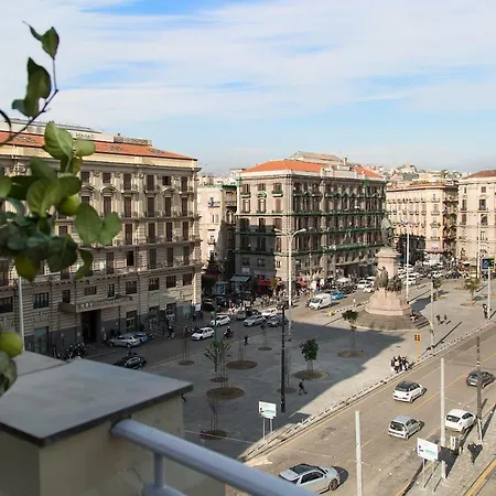 Bed & Breakfast The Five Napoli