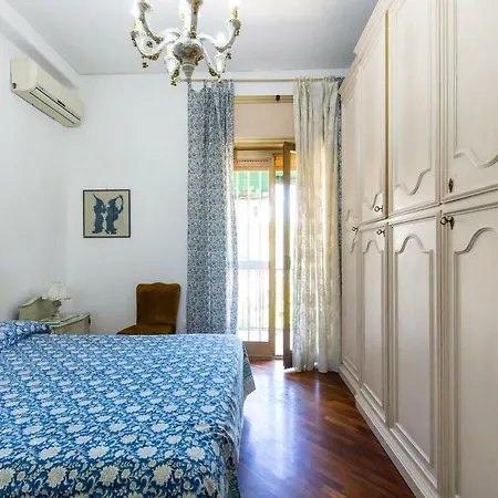 Donna Melina Bed & Breakfast *