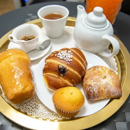 Couette-café Vesù 2*