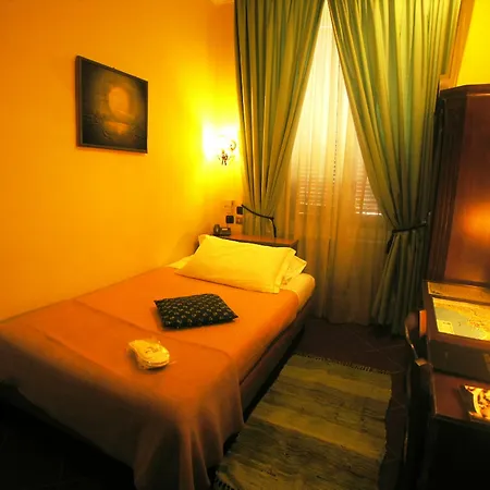 Toledo Otel