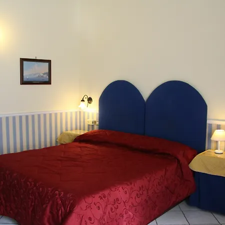 Santa Lucia 50 بيت ضيافة 3*