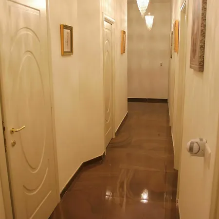 Stazione Guesthousemariafrancesca Hotel 2*