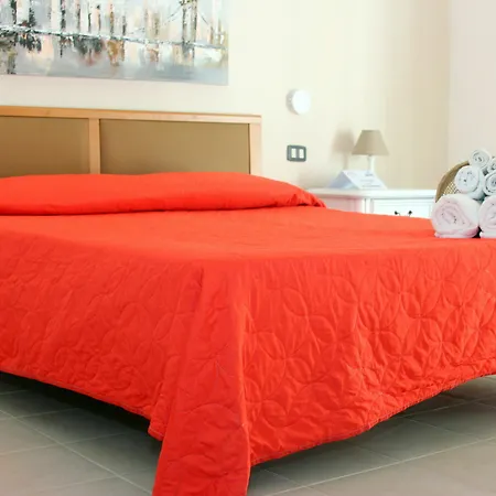 Mimi Hotel *