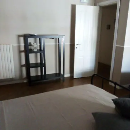 Bed & Breakfast Vesuviane 'e Belle 'mbriane Naples