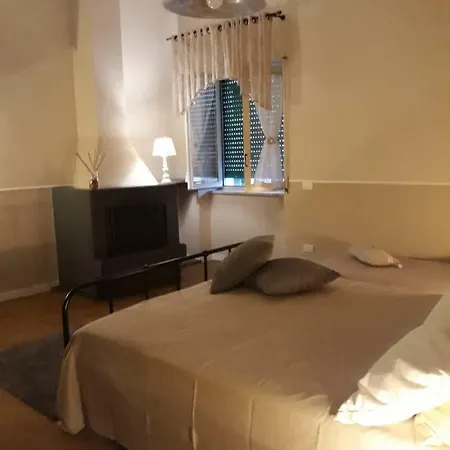 Vesuviane 'e Belle 'mbriane Bed & Breakfast Naples