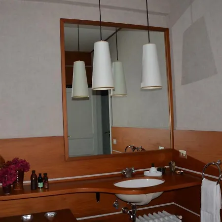 52 Oda ve Kahvaltı Napoli