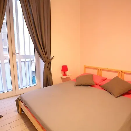 Bed and Breakfast A Festa Νάπολη