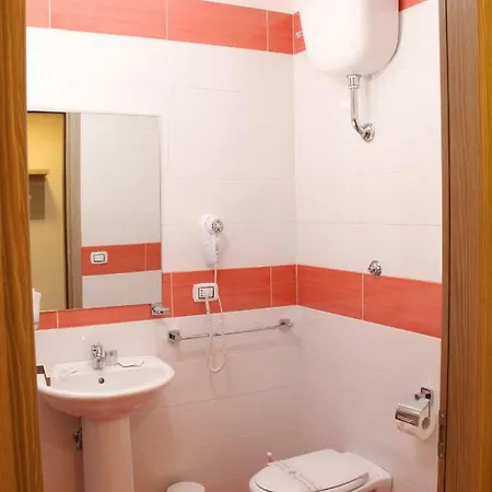 Flower's House Bed & Breakfast 2*