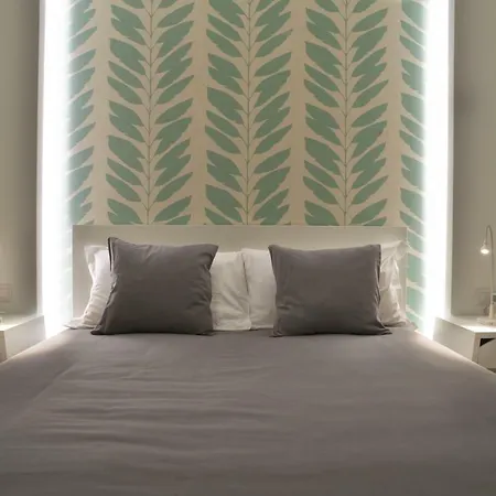 Emme21 Bed and Breakfast Νάπολη
