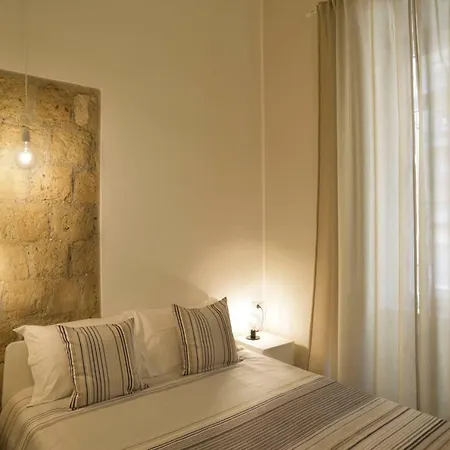Emme21 Bed and Breakfast 2*