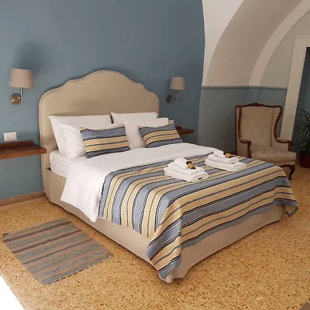Aragonese Luxury