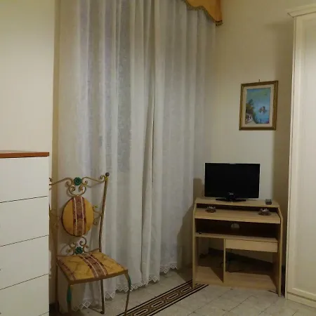 Appartamento Casa Lillina A Toledo , Near Piazza Del Plebiscito Napoli