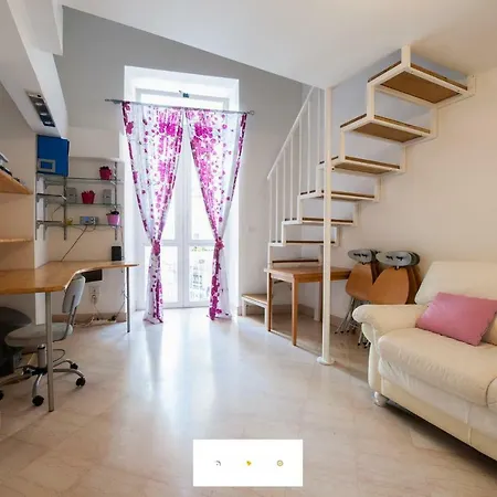 Apartment Lovely Holiday Naples