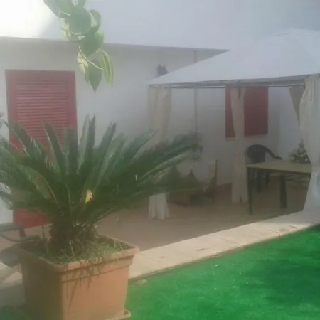 Garden House Airport