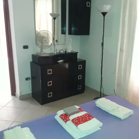 Garden House Airport Apartment *