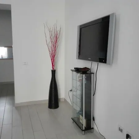 Alexander's House Naples