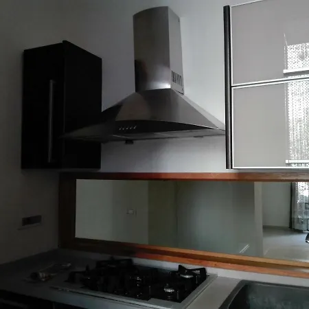 Alexander's House Apartment