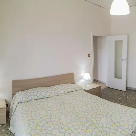 Guest house Metro *