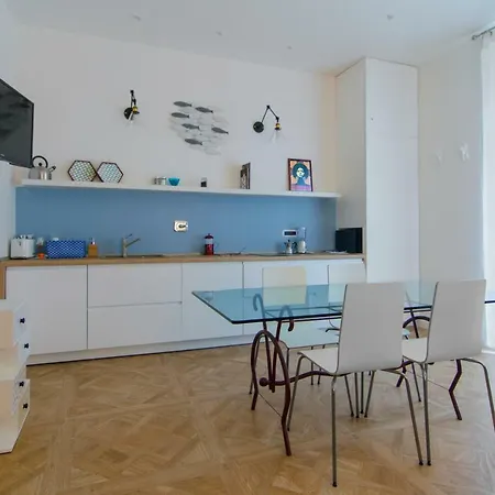 Spaccanapoli Short Lets Holiday home