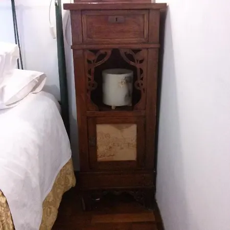 Pensionat Carafa Di Maddaloni Residenza Di Charme Neapel