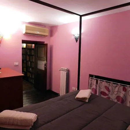 Vita Partenopea Holiday home *