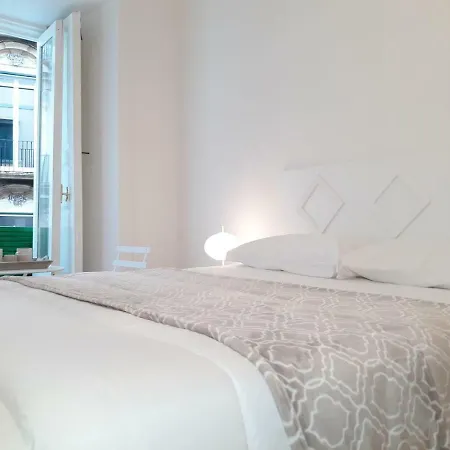 Apartment Anna In Chiaia Naples