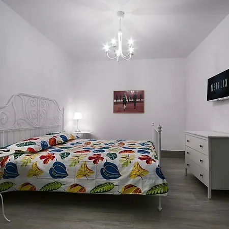 Apartment Chiatamone Seaside *