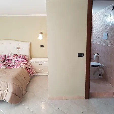 Oliver's House Guest house *