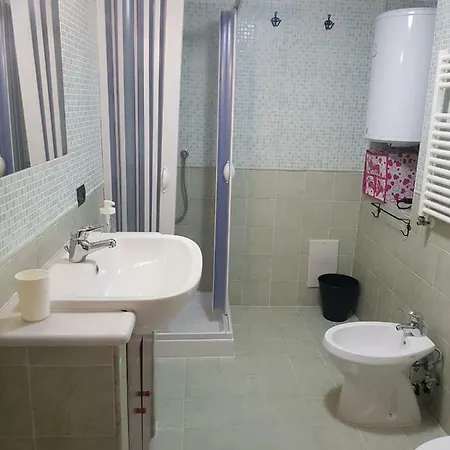 Oliver's House Guest house *