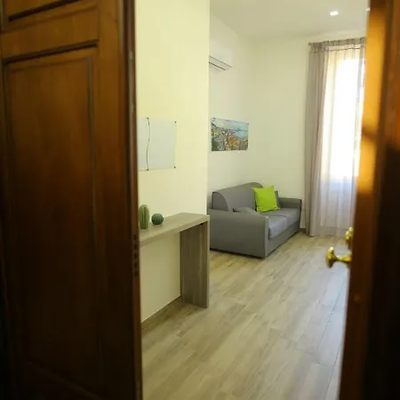 Holiday home Dimora Centrale Naples