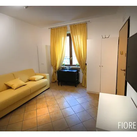 Fiorentini21 Νάπολη