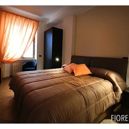 Fiorentini21 Νάπολη