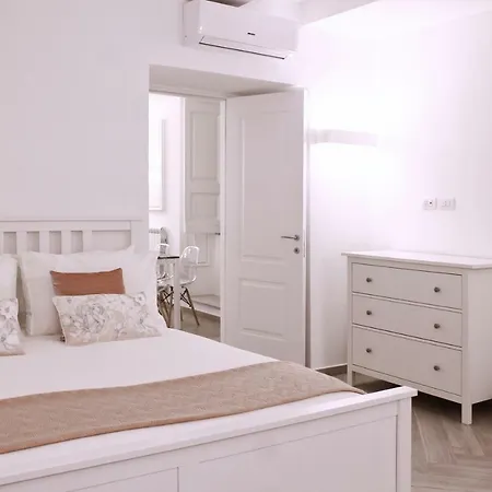 Holiday home Il Cavaliere Di Toledo