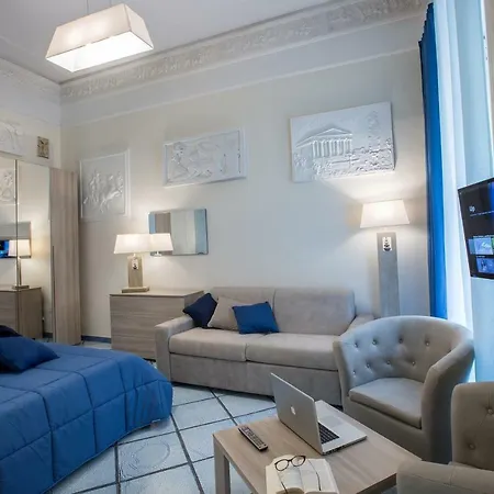Residenza Santa Lucia A Mare * Napoli
