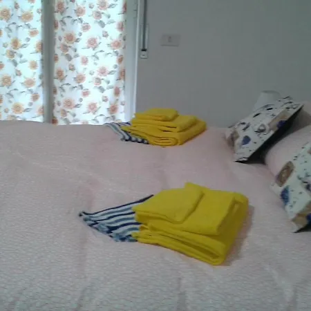 Bed & Breakfast I Colori Di Salvator Rosa Napoli