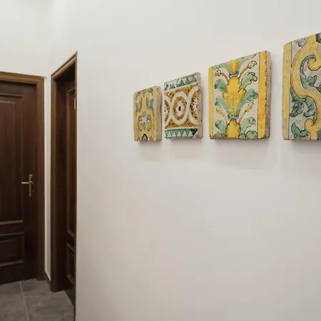 Holiday home La Casa Di Flora Naples