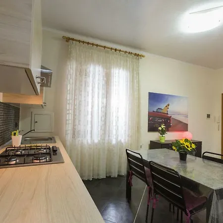 Casa Rossi Apartment *