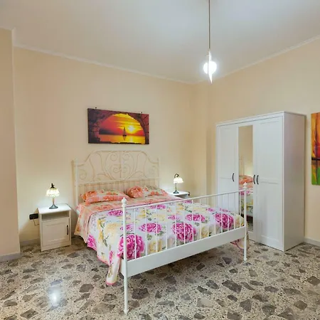 Apartment Casa Rossi Naples
