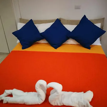 La Stanza Di Chaila Napels