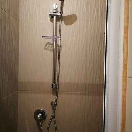 La Stanza Di Chaila * Napels