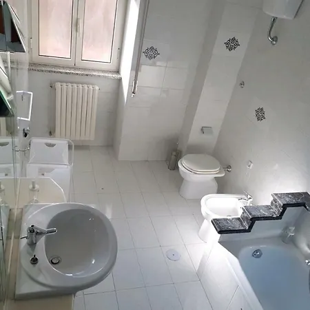 דירה New House Parcheggio Gratis נאפולי