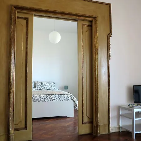 Pretty Panoramic - Half Way Center-vomero District Apartment *